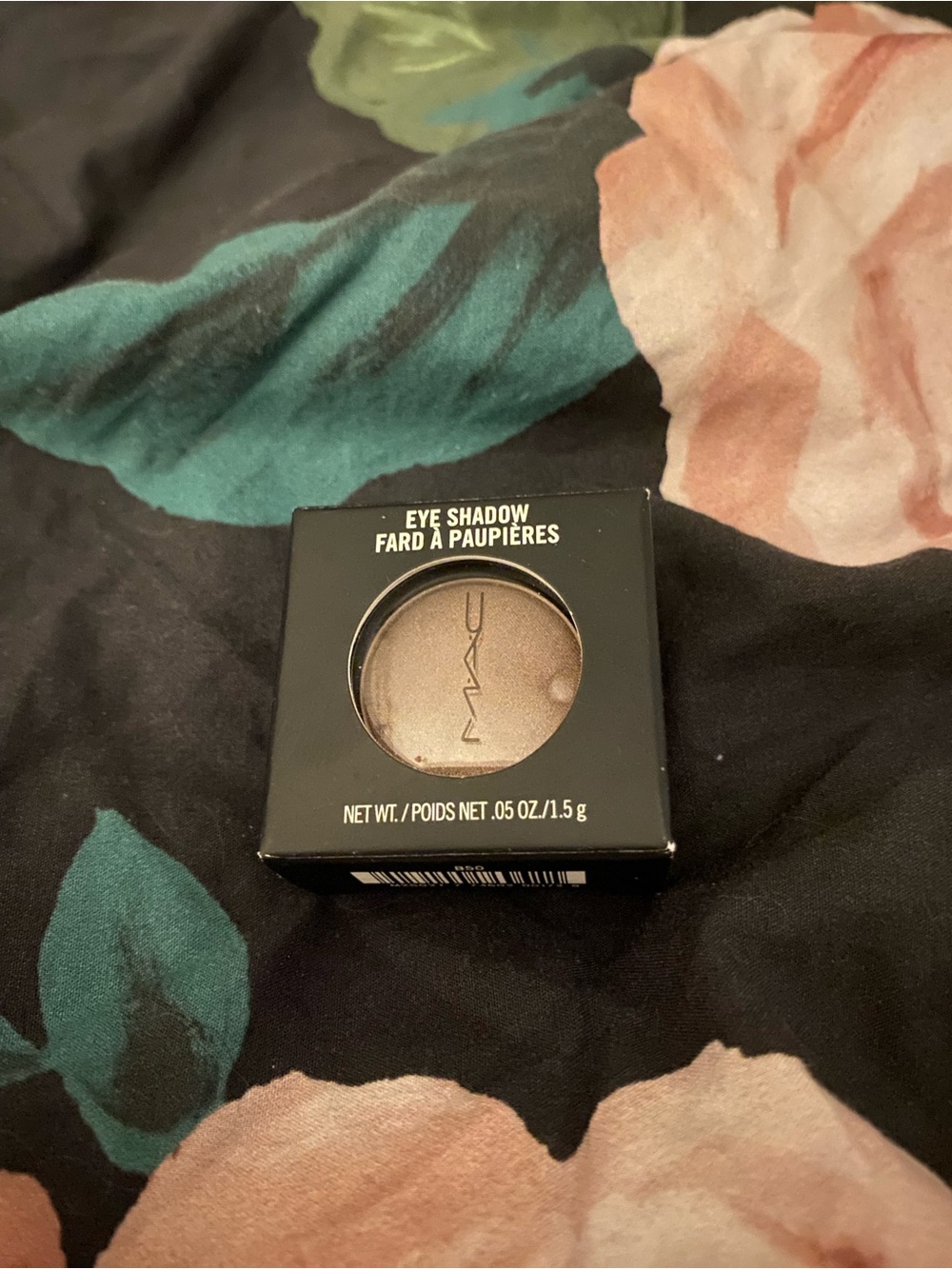 MAC Cosmetics Eyeshadow Single in Satin Taupe Frost